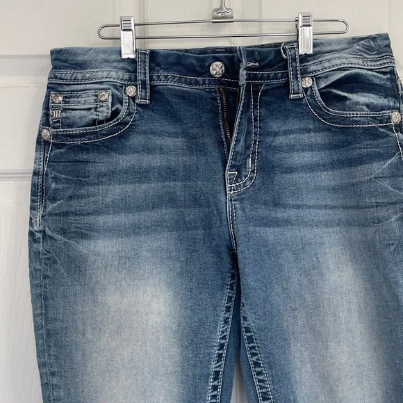 Miss Me Blue Embroidered Waistband Denim Jeans Size 30 - Picture 3 of 11